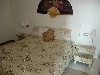 B&B Nautilus Puegnago del Garda 0*,