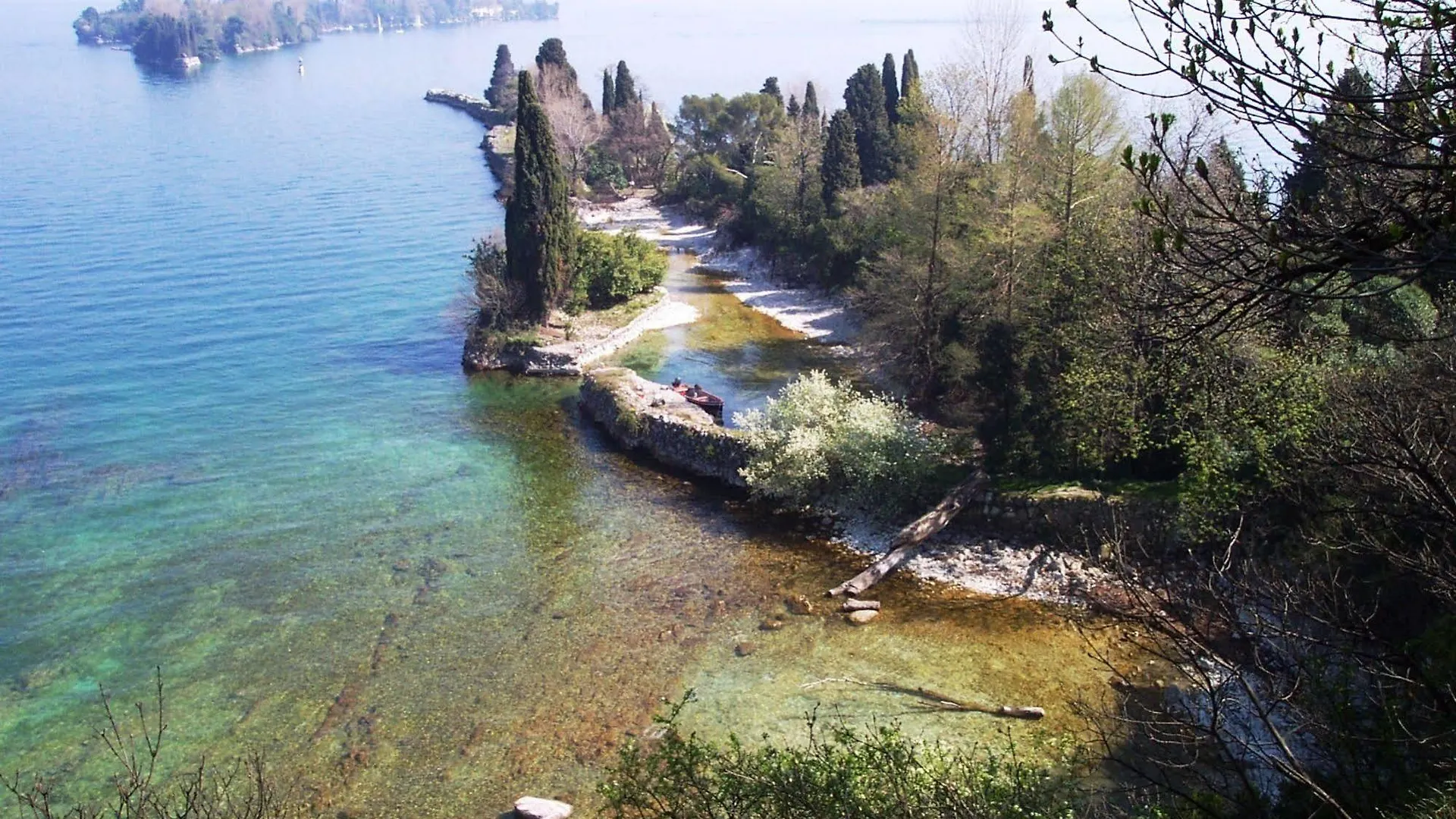 B&B Nautilus Puegnago del Garda Bed & Breakfast